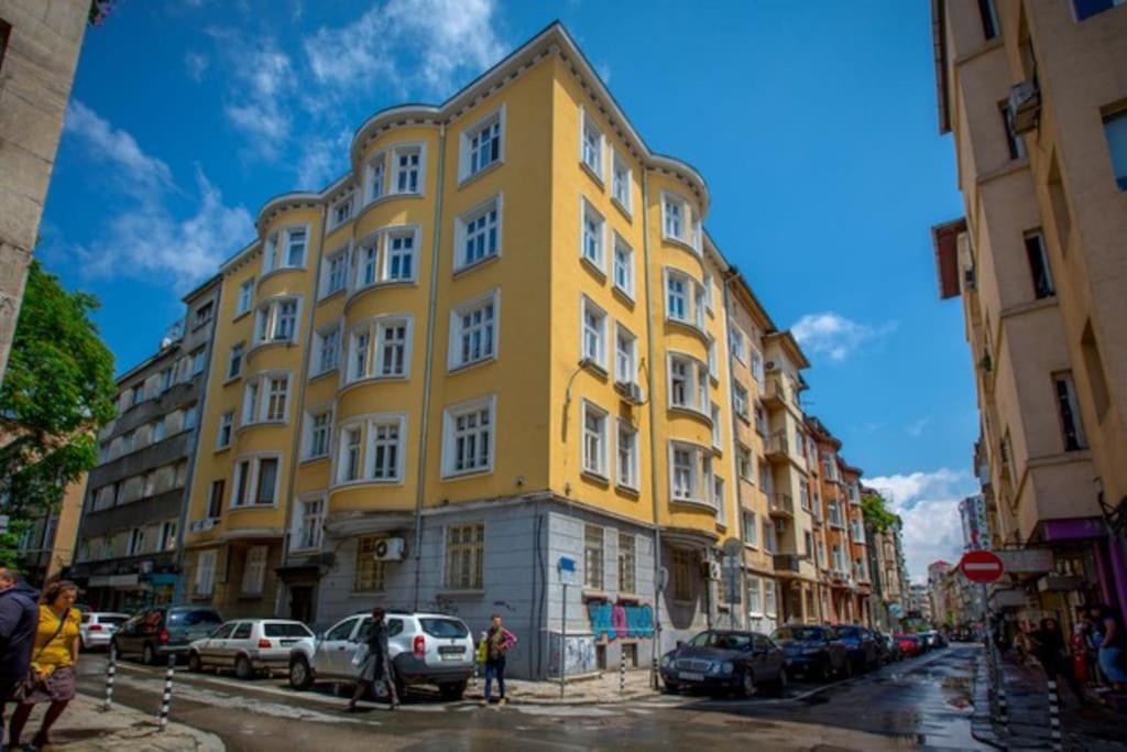 High Tech - Luxurious Apartment Sofia Bagian luar foto