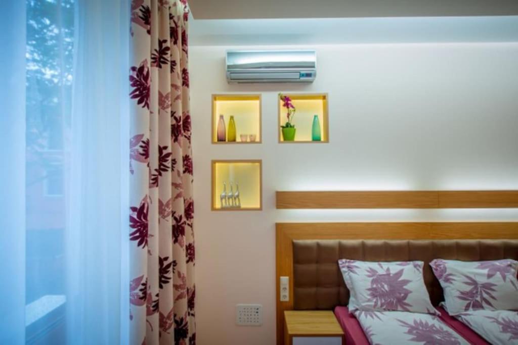 High Tech - Luxurious Apartment Sofia Bagian luar foto